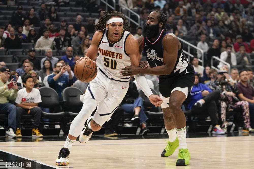 队员之间的 队员之间的